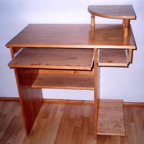 stolik pod komputer